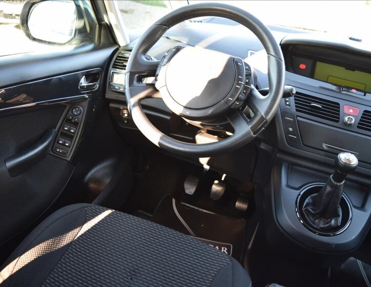 Citroën C4 Picasso Kombi 1,6 l 88 kw