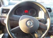 Volkswagen Golf 23