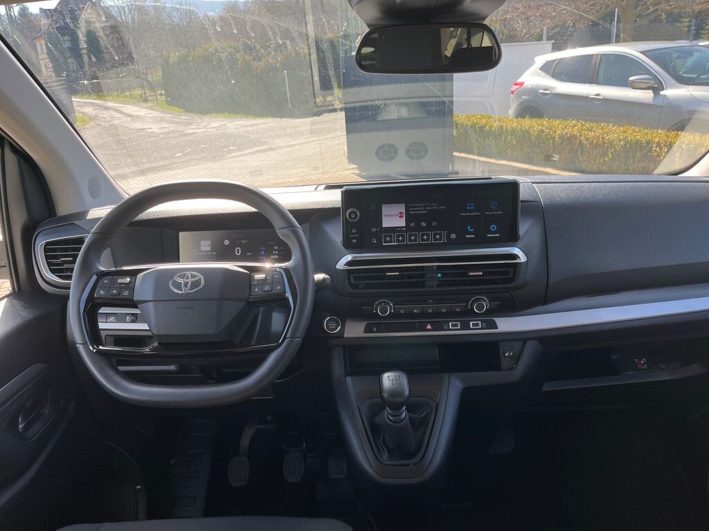 Toyota ProAce Verso VAN / Minibus 2,0 l 106 kw