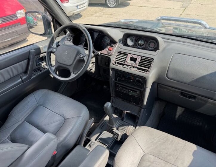 Mitsubishi Pajero SUV / Terénní 2,8 l 92 kw