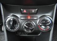 Peugeot 208 10