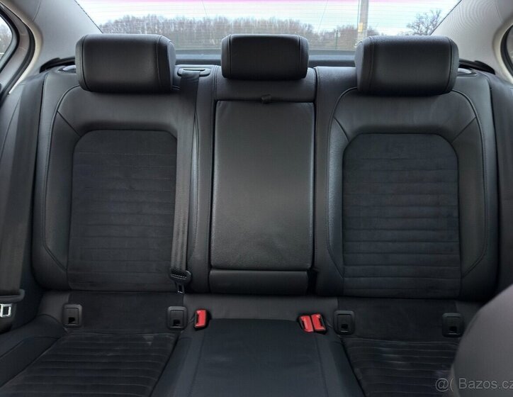 Volkswagen Passat Sedan 0,0 110 kw