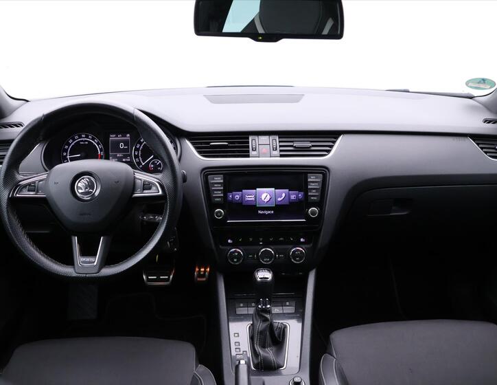 Škoda Octavia 25
