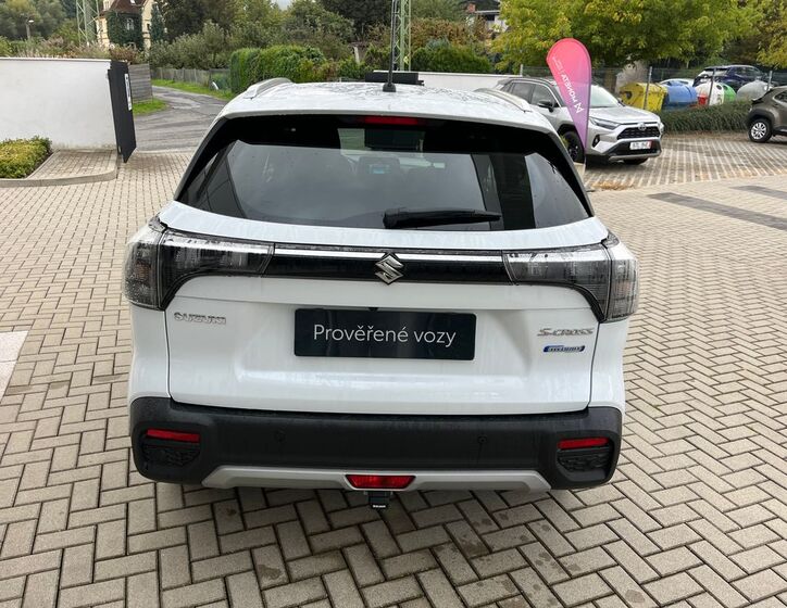 Suzuki S-Cross 5