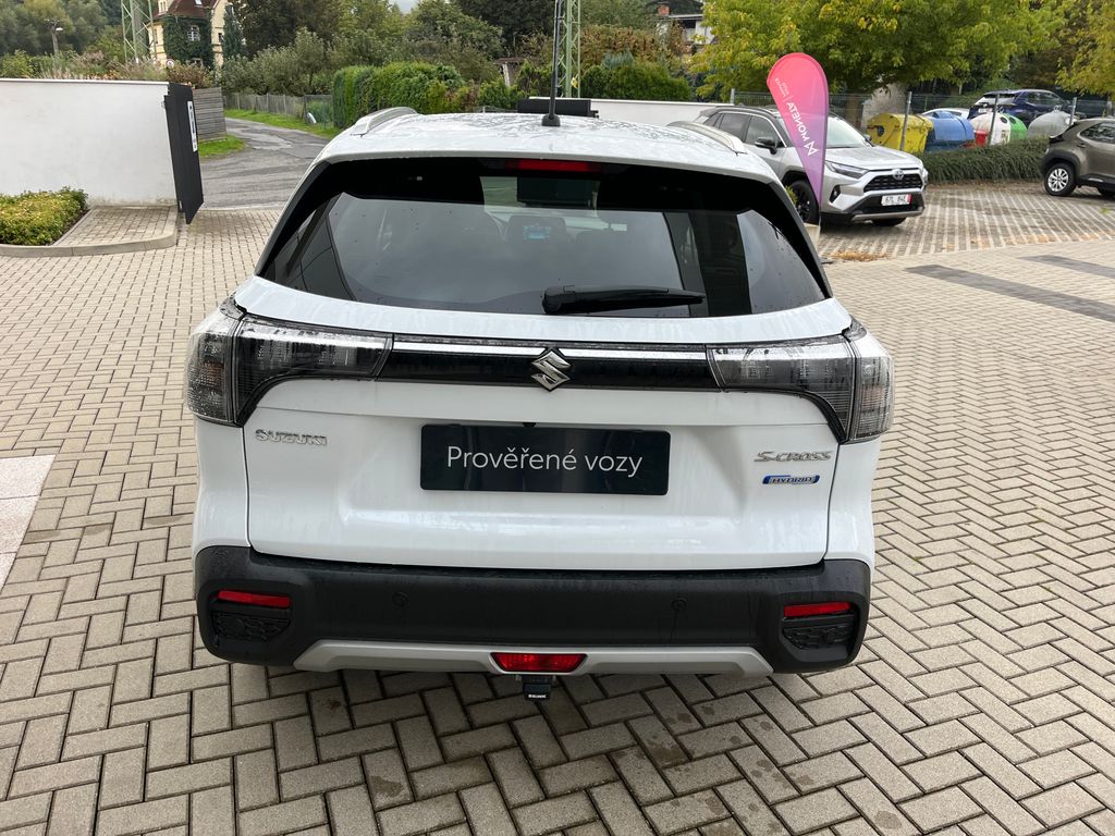 Suzuki S-Cross
