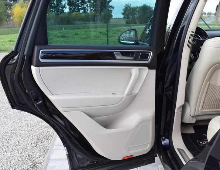 Volkswagen Touareg 31