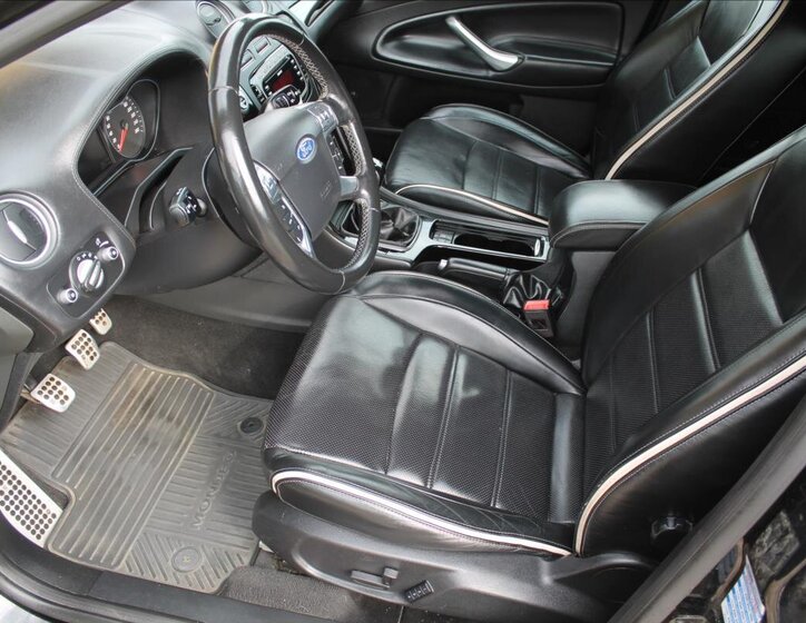 Ford Mondeo Kombi 2,0 l 103 kw