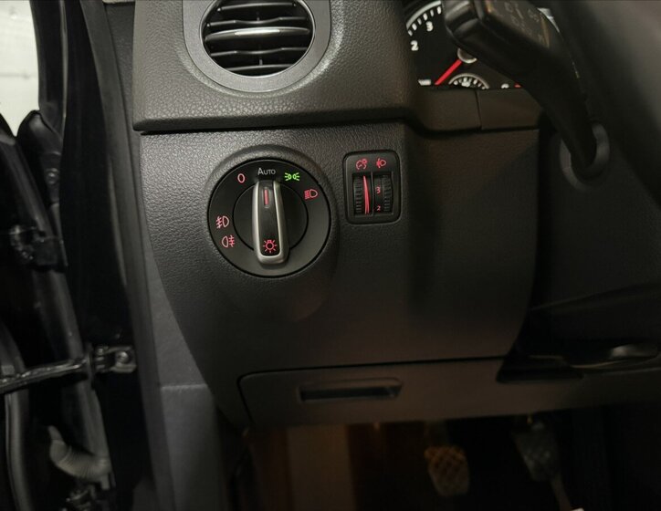 Volkswagen Tiguan SUV / Terénní 1,4 l 118 kw