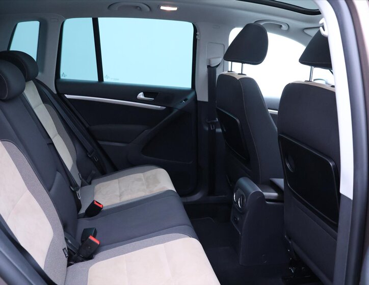 Volkswagen Tiguan SUV 2,0 l 81 kw