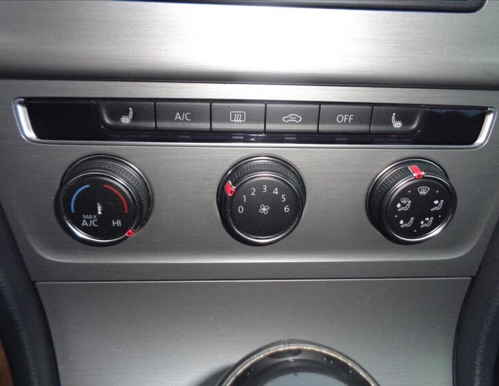 Volkswagen Golf Kombi 1,6 l 77 kw