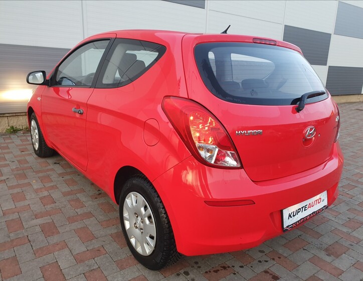Hyundai i20 4