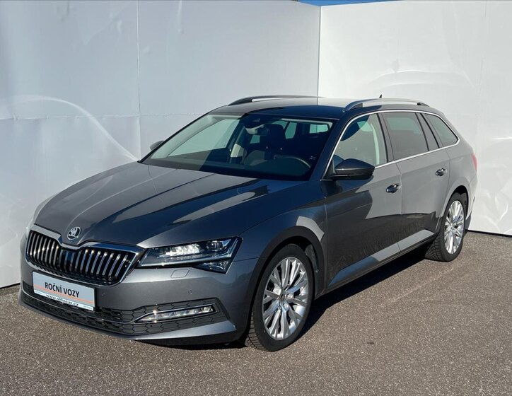 Škoda Superb 1
