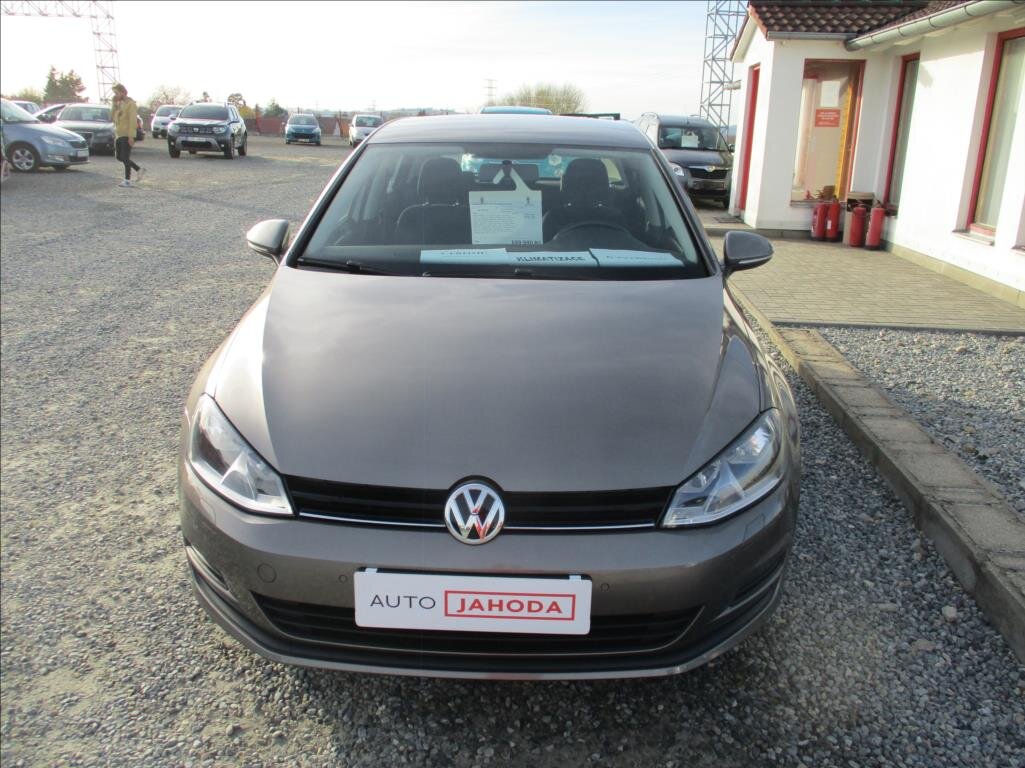 Volkswagen Golf Hatchback 1,2 l 77 kw