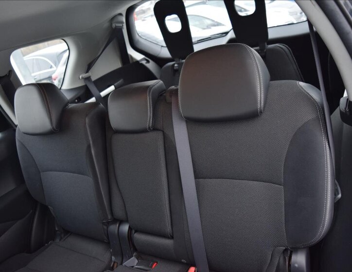 Citroën C-Crosser 17