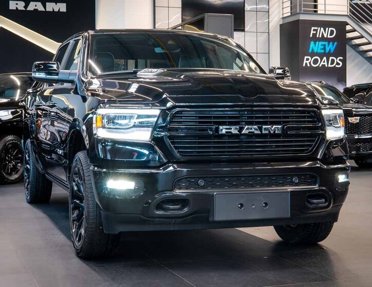 Dodge RAM 9