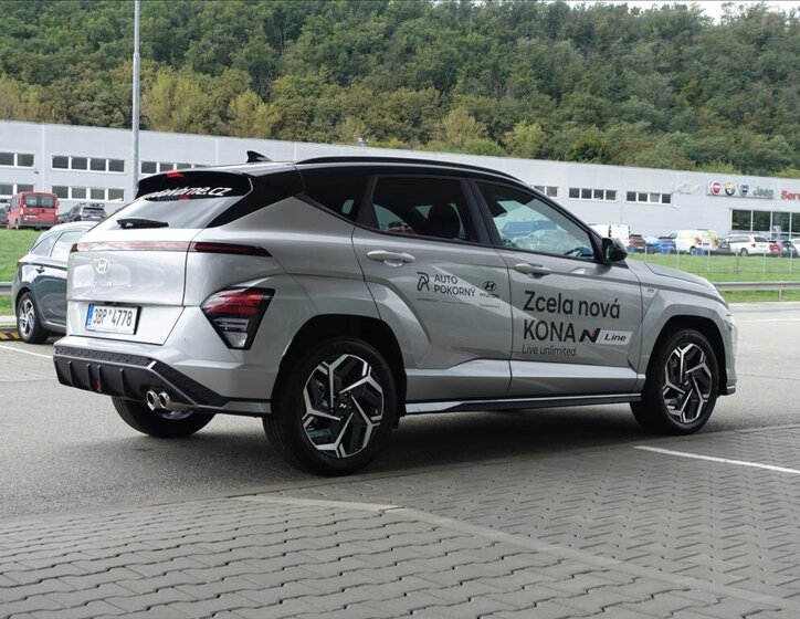 Hyundai Kona 3