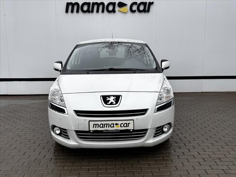 Peugeot 5008 MPV 2,0 l 120 kw