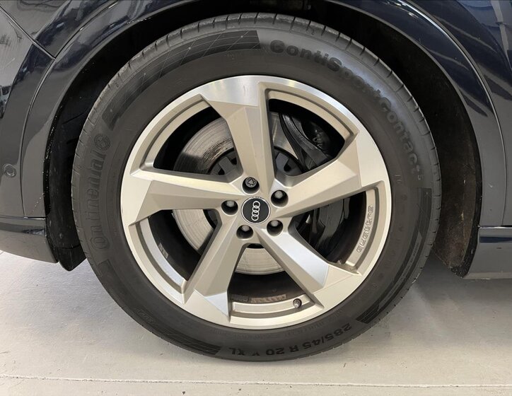 Audi SQ7 SUV / Terénní 4,0 l 320 kw