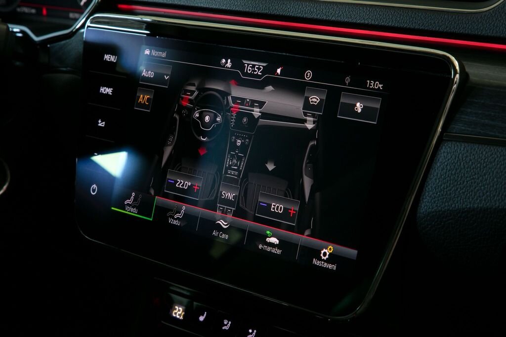 Škoda Superb Kombi 1,4 l 160 kw