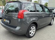 Peugeot 5008 Kombi 2,0 l 110 kw