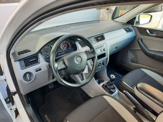 Škoda Rapid