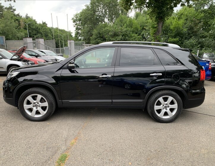 KIA Sorento 5