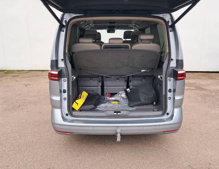 Volkswagen Multivan 29