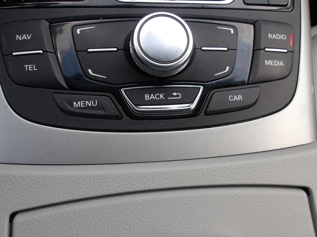 Audi A6 Sedan / Limuzína 3,0 l 150 kw