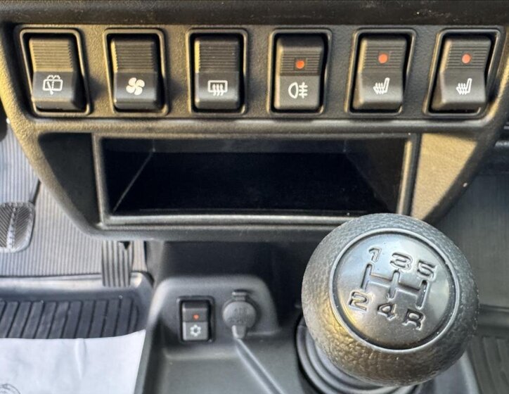 Lada Niva Ostatní 1,7 l 61 kw