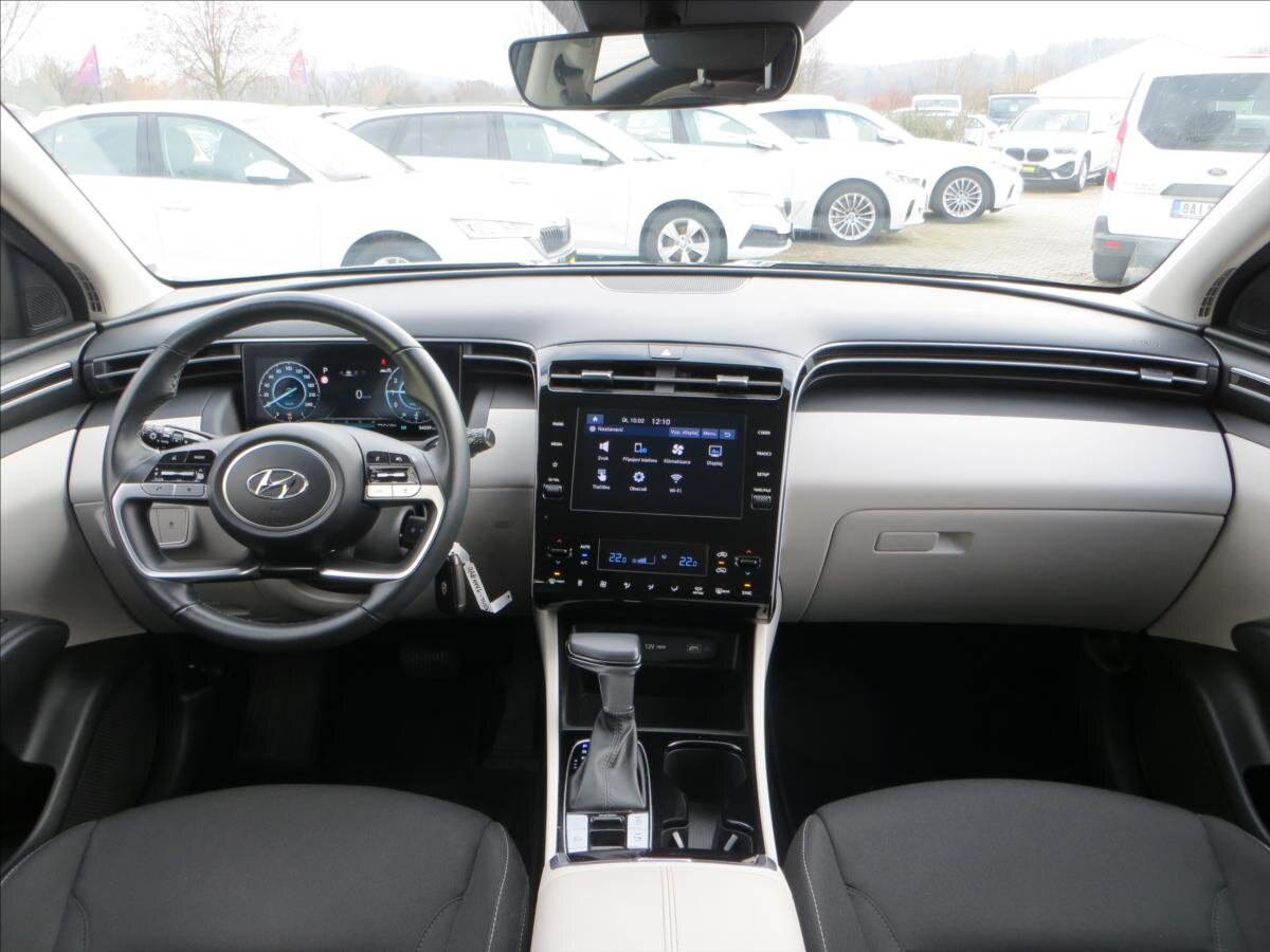 Hyundai Tucson SUV 1,6 l 110 kw