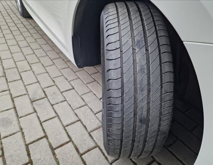 Škoda Octavia Liftback 2,0 l 85 kw