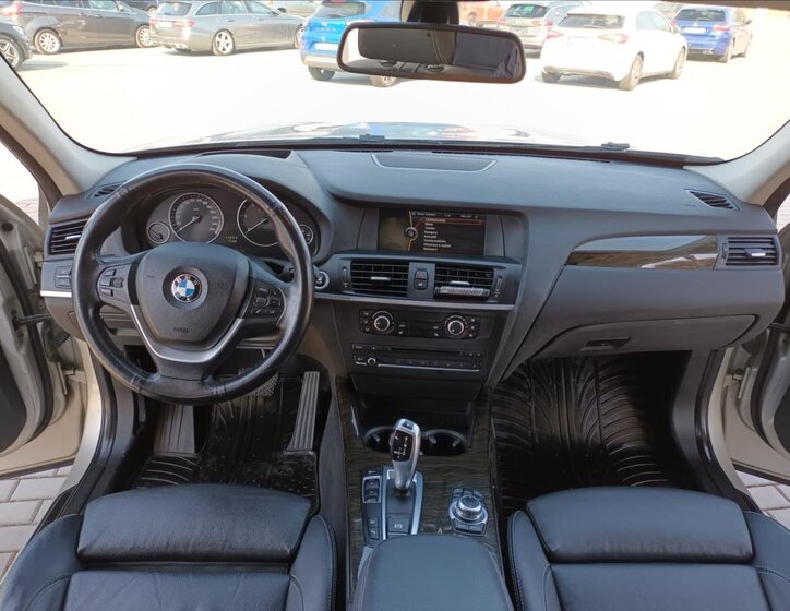 BMW X3 SUV / Terénní 2,0 l 135 kw