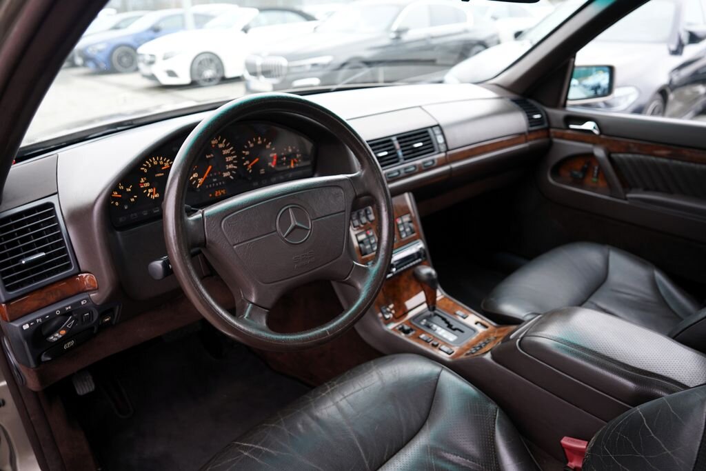 Mercedes-Benz Třídy S Sedan 3,2 l 170 kw