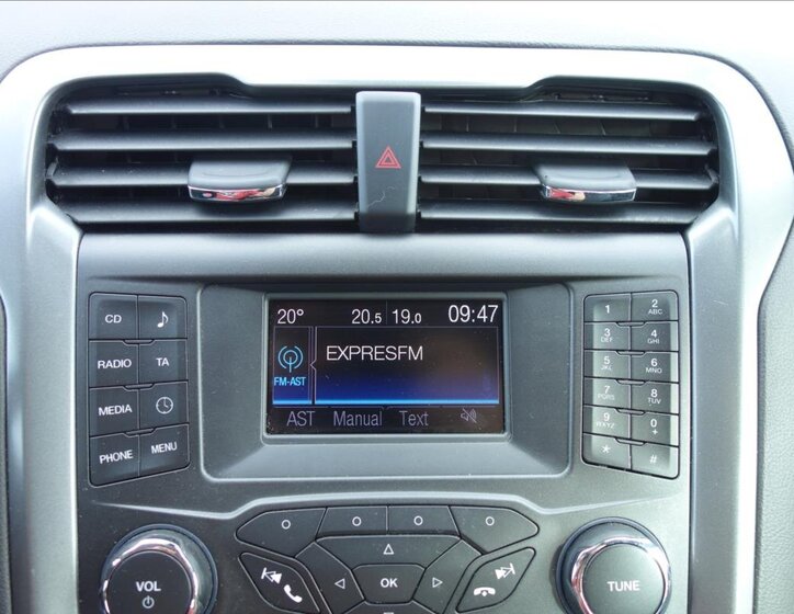 Ford Mondeo Liftback 2,0 l 110 kw