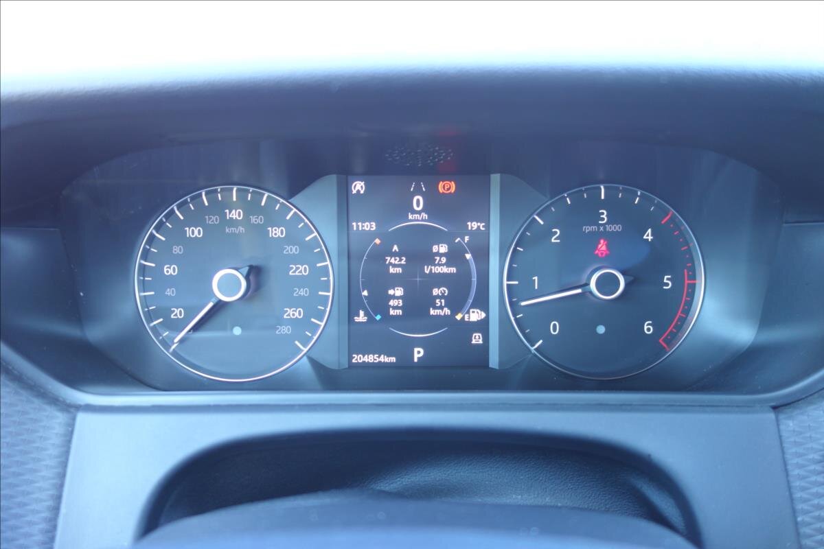 Land Rover Range Rover Velar SUV / Terénní 3,0 l 221 kw