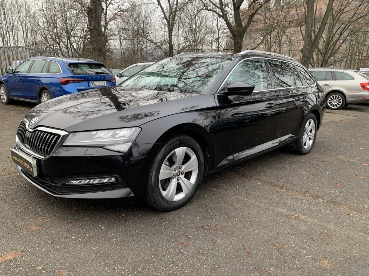 Škoda Superb