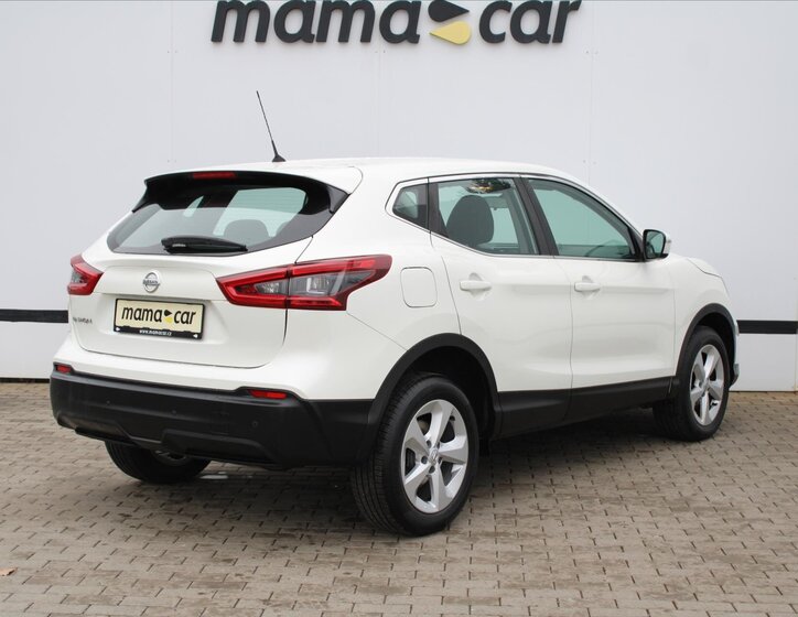 Nissan Qashqai SUV / Terénní 1,2 l 85 kw