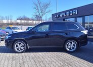 Mitsubishi Outlander SUV / Terénní 2,3 l 110 kw