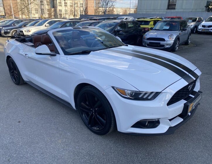 Ford Mustang Kabriolet 2,3 l 233 kw