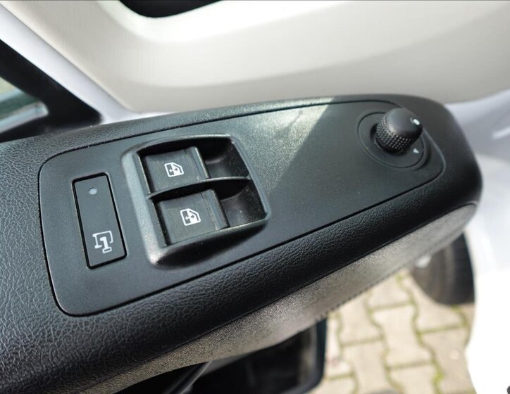 Peugeot Boxer Ostatní 2,2 l 121 kw