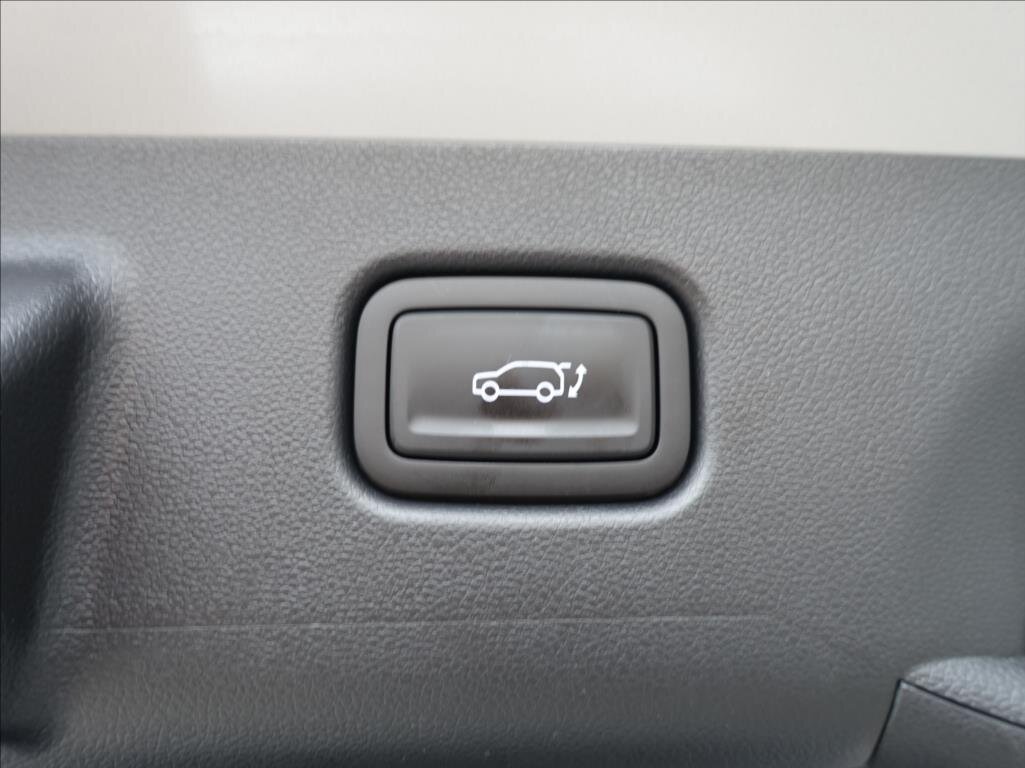 Hyundai Kona SUV / Terénní 1,6 l 132 kw