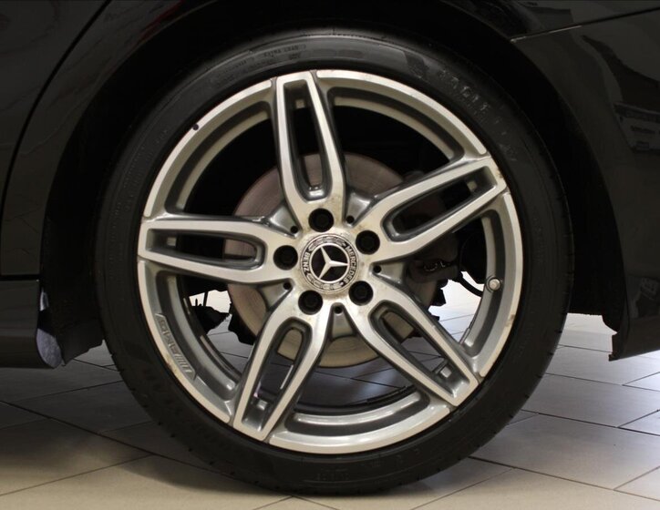 Mercedes-Benz CLA 30