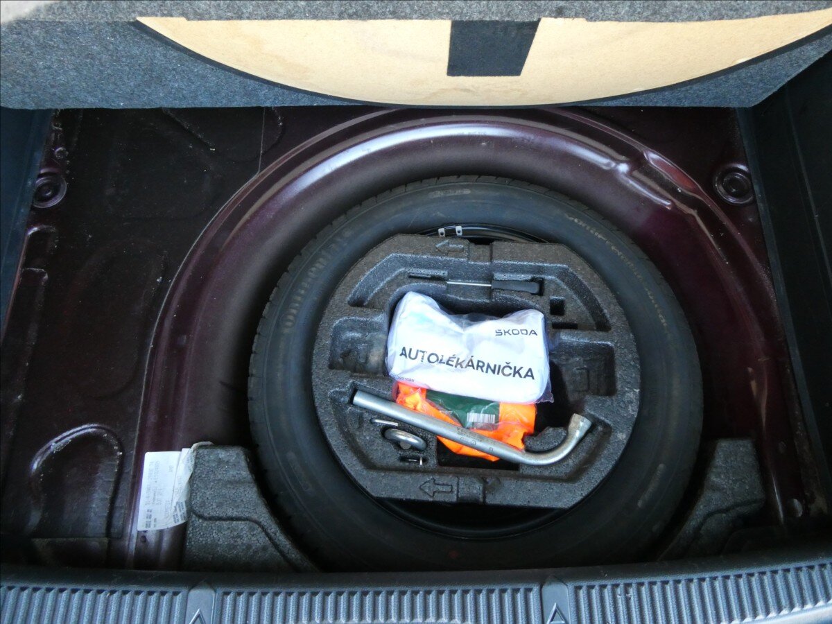 Škoda Roomster Kombi 1,2 l 63 kw