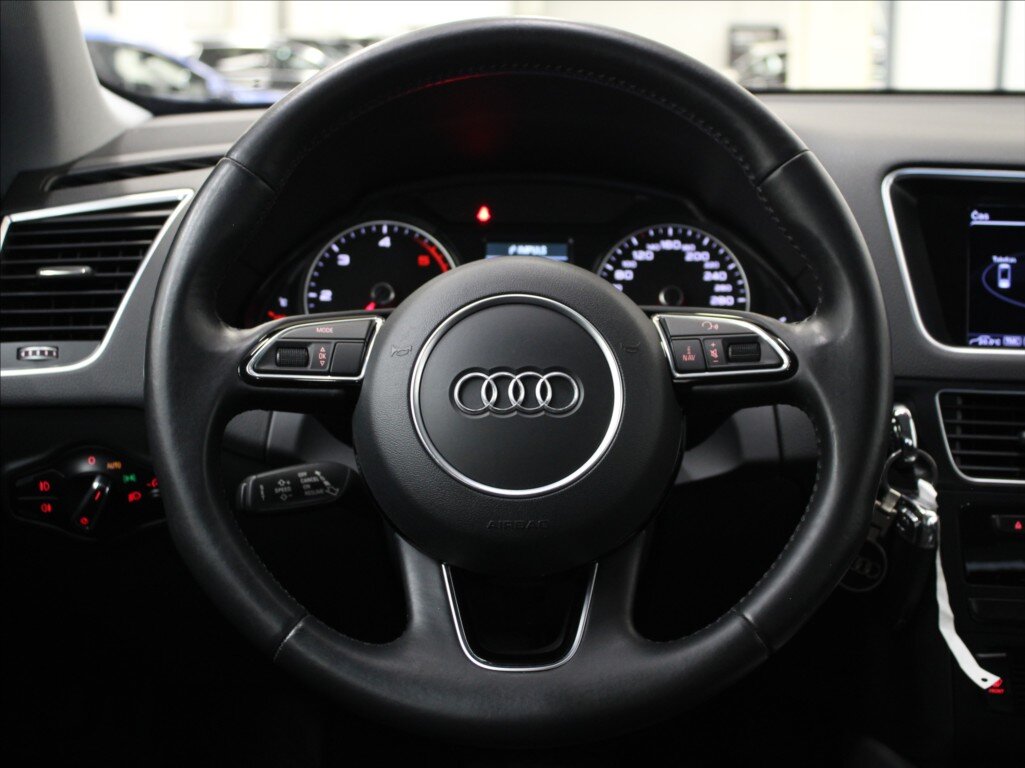 Audi Q5 SUV 2,0 l 140 kw