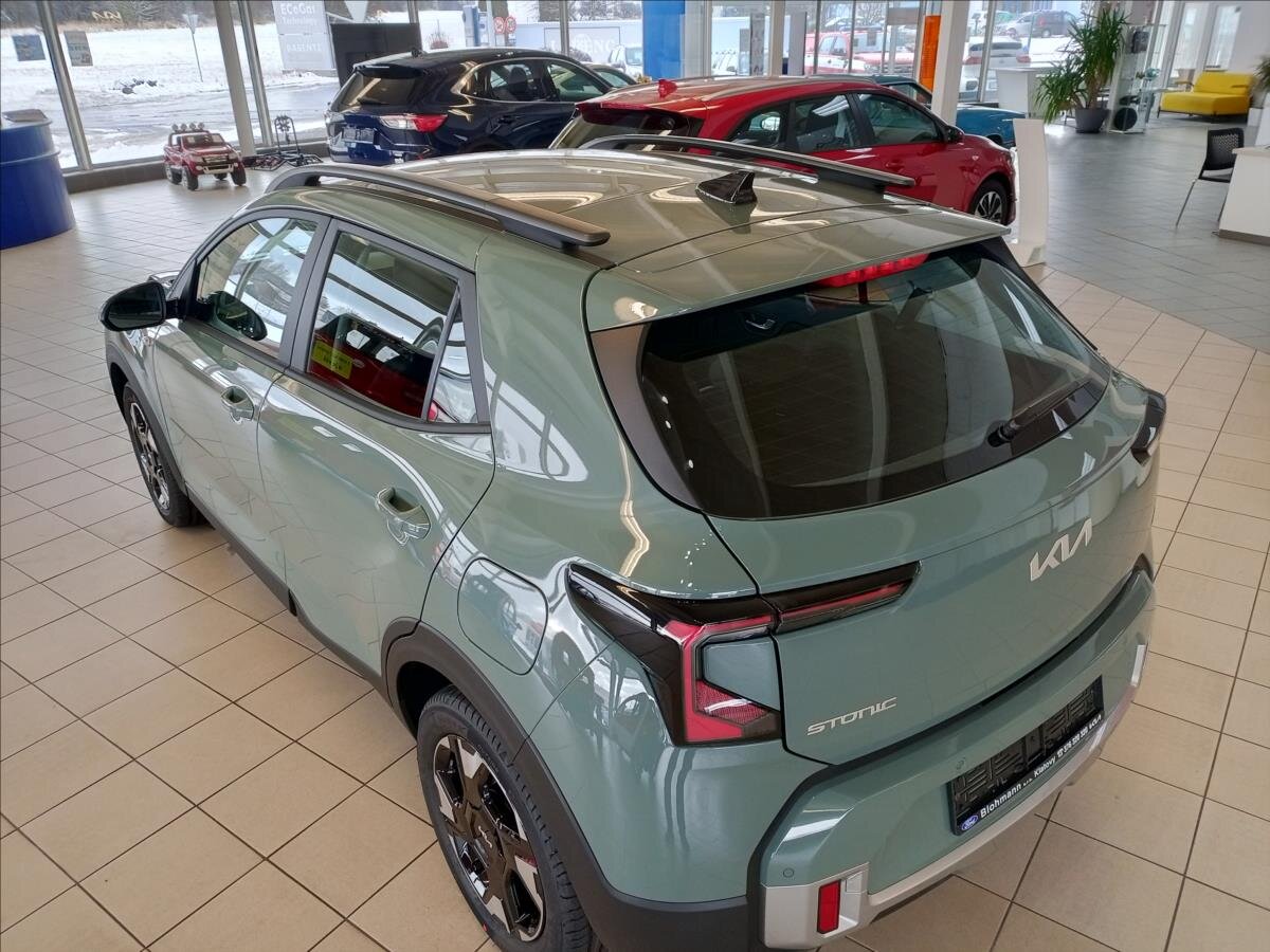 KIA Stonic SUV 998,0 74 kw
