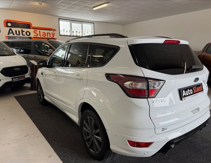Ford Kuga SUV / Terénní 2,0 l 132 kw