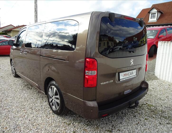 Peugeot Traveller 5