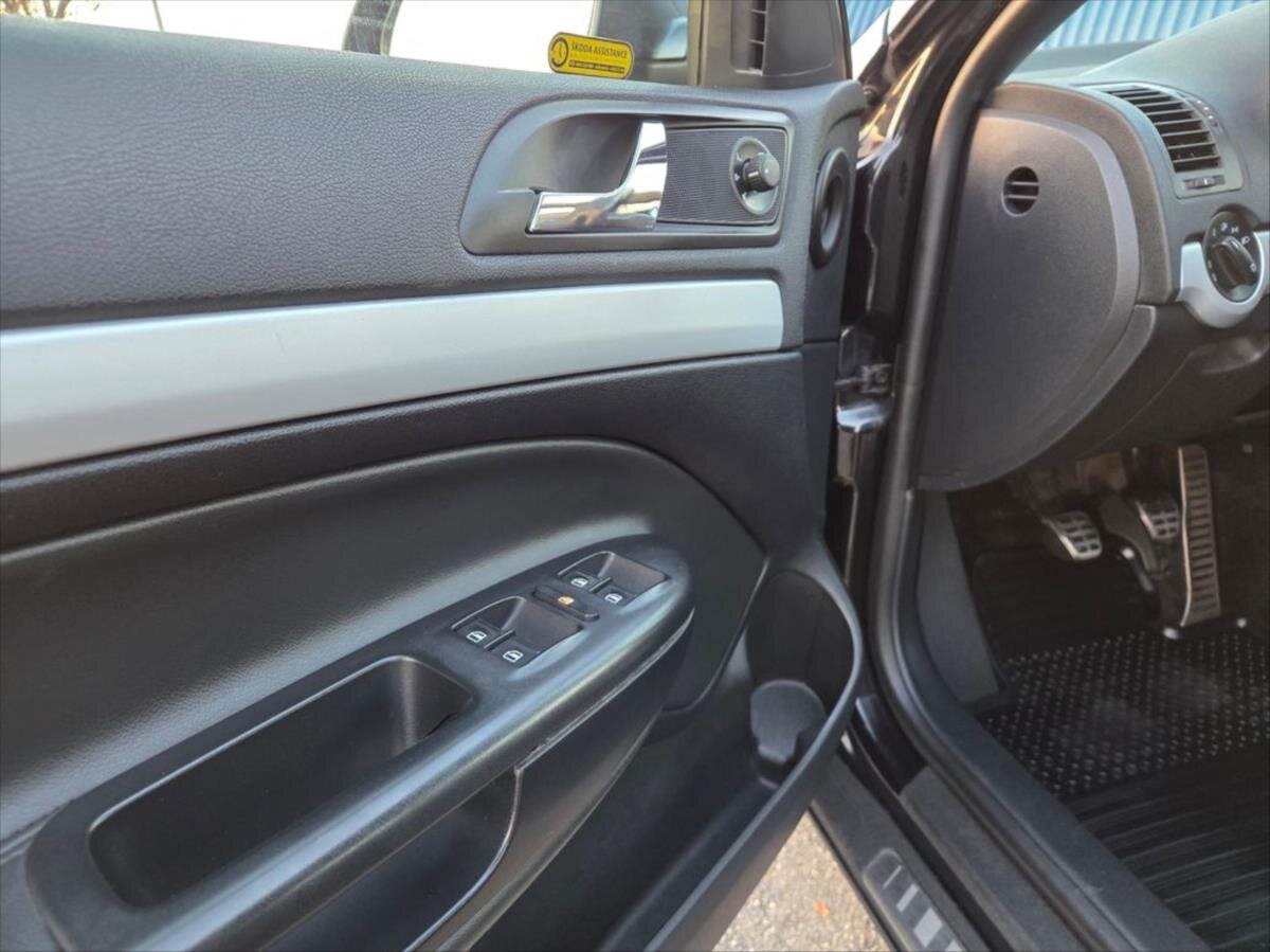 Škoda Octavia Kombi 2,0 l 125 kw