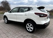 Nissan Qashqai SUV / Terénní 1,3 l 103 kw