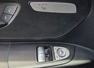 Mercedes-Benz Vito 13